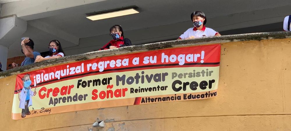 Dos colegios oficiales de Medellín iniciaron piloto de alternancia educativa